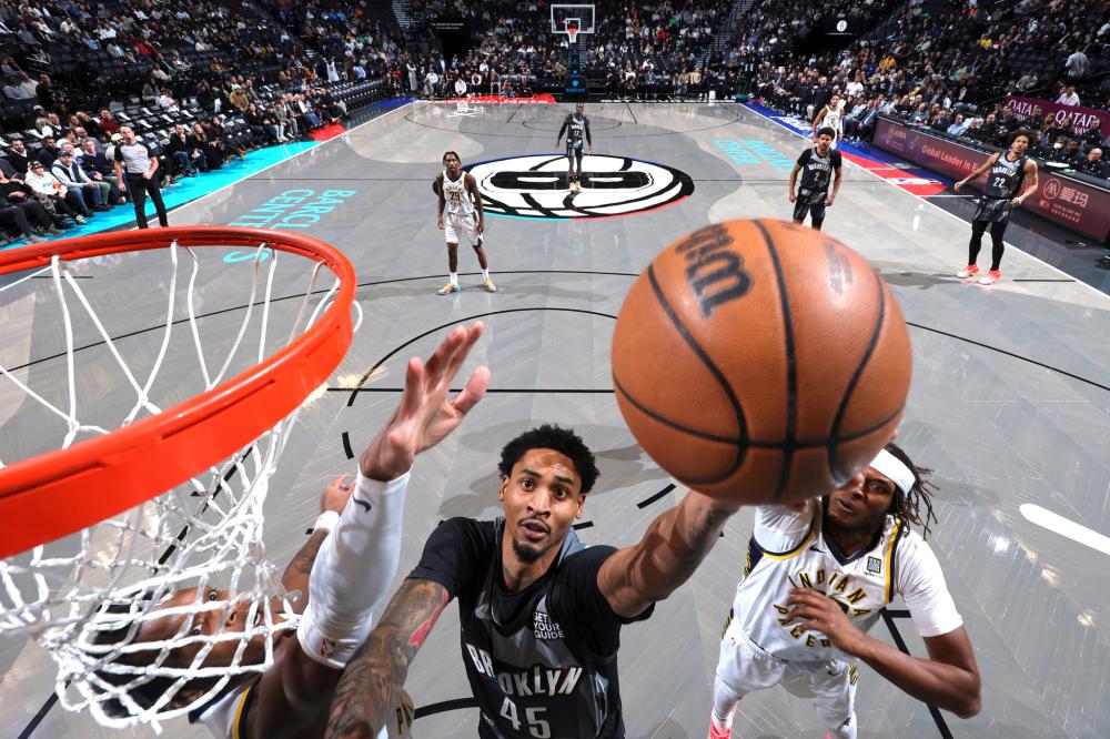 密集防守中 密集防守中